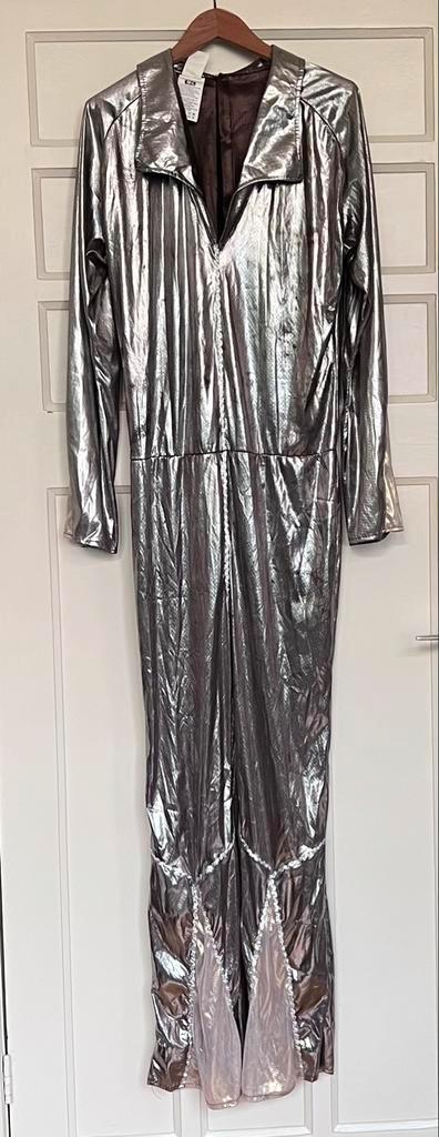 Metallic Zilveren Jumpsuit – Futuristische Glamour, Kleding | Dames, Jumpsuits, Zo goed als nieuw, Maat 38/40 (M), Ophalen of Verzenden