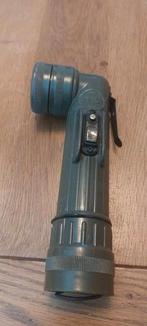 Militaire zaklamp, Caravans en Kamperen, Zaklampen, Ophalen of Verzenden, Gebruikt, Batterij