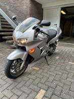 Honda VFR 800 FI - Bouwjaar 2001, Sportuitlaat, 4 cilinders, Motorrijbewijs A, Meer dan 35 kW