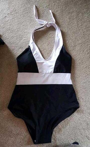 Halter badpak zwart wit 36 38  beschikbaar voor biedingen