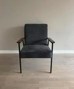 Grijze retro stoel babyribstof, Huis en Inrichting, Stoelen, Ophalen of Verzenden, Zo goed als nieuw, Grijs, Eén