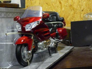 Honda GL1800 Goldwing 1:6 76264 beschikbaar voor biedingen