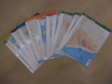 50 Atlas maxi-kaarten van de wereld beschikbaar voor biedingen