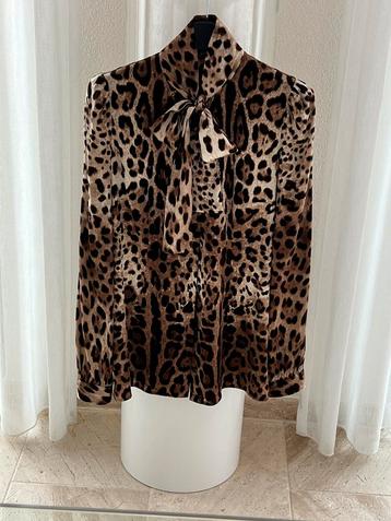 Dolce & Gabbana blouse met luipaardprint zijde stretch. beschikbaar voor biedingen