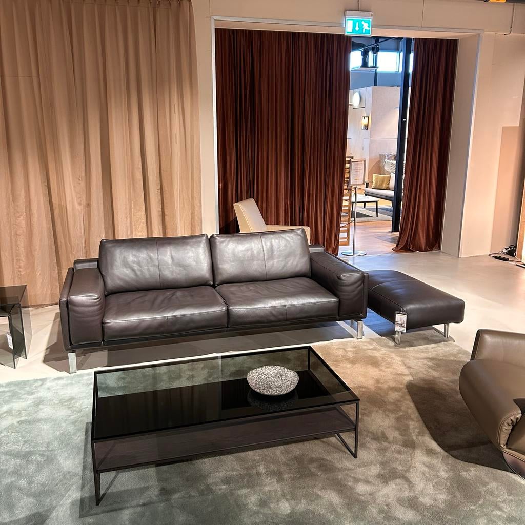 Nieuw staat Leolux Bellice Bank met Hocker in leder design, Gebruikt, 150 tot 200 cm, Tweepersoons, Ophalen of Verzenden