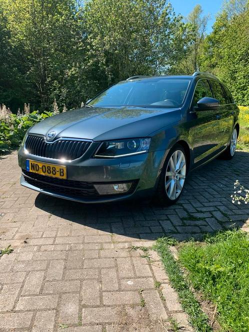 Skoda Octavia 1.0 TSI Style Business, Auto's, Skoda, Particulier, Octavia, ABS, Achteruitrijcamera, Adaptieve lichten, Airbags
