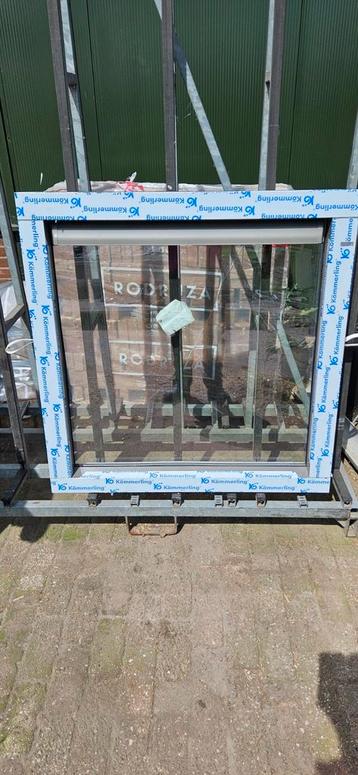 k- vision kommerling kunststof kozijn  hoog 1091x breed 1074 beschikbaar voor biedingen