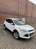Ford Kuga 1.6 EcoBoost 182pk 4WD Automaat Titanium Topstaat, Auto's, 1800 kg, Zwart, 4 cilinders, Lichtsensor