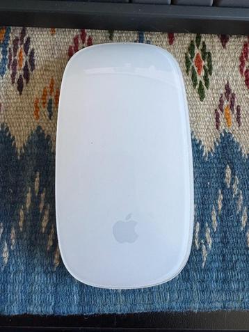Apple Wireless Magic Mouse 1 (Model: A1296) beschikbaar voor biedingen