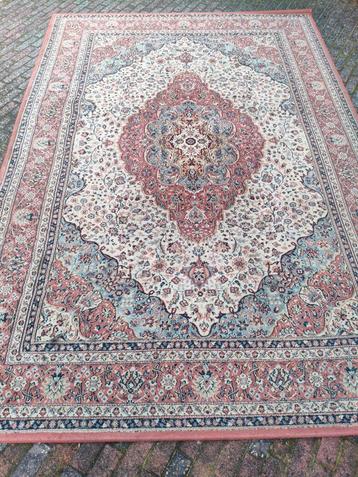 Mooi Oosters Tapijt - Groot Formaat beschikbaar voor biedingen