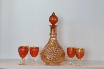 Vintage Carnival Glass set | Iriserende karaf met 5 glazen beschikbaar voor biedingen