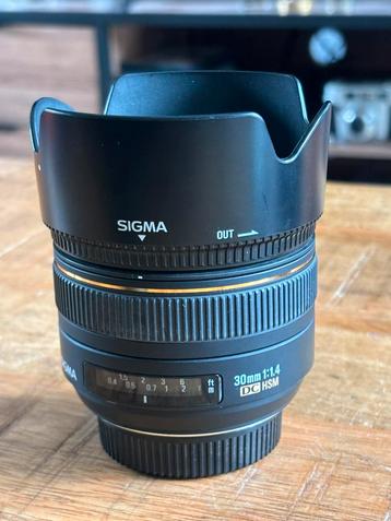 Sigma 30mm F/1.4 EX DC HSM voor Nikon  beschikbaar voor biedingen