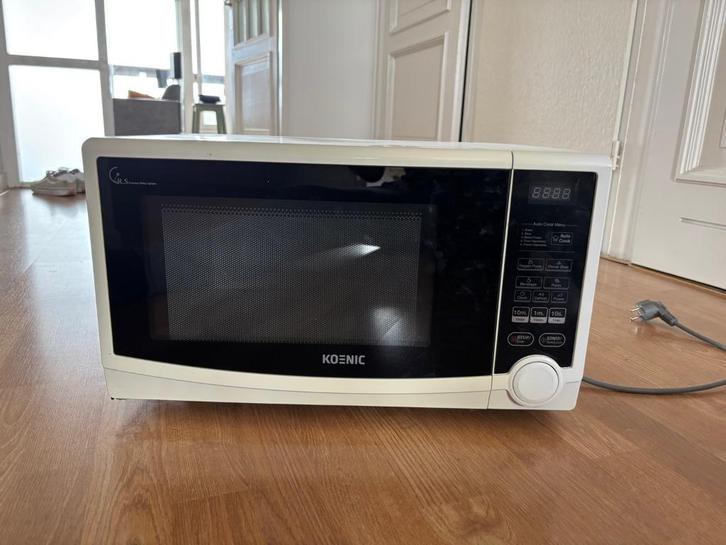 Koenic magnetron - bieden vanaf 1 euro, Witgoed en Apparatuur, Magnetrons, Gebruikt, Vrijstaand, Magnetron, Draaiplateau, Ophalen