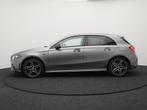 Mercedes-Benz A-Klasse 250 e AMG Night Plug in Hybrid 218pk, Auto's, Mercedes-Benz, Gebruikt, Alcantara, Bedrijf, Grijs