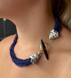 14k gouden slot porselein blauwe kralen ketting vintage dame