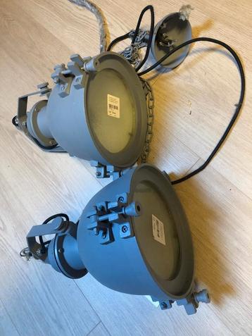 Industriële Hanglamp - Nieuw beschikbaar voor biedingen