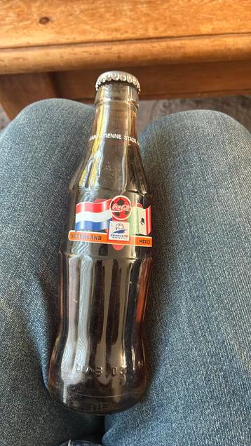 CocaCola flesje In prima conditie beschikbaar voor biedingen