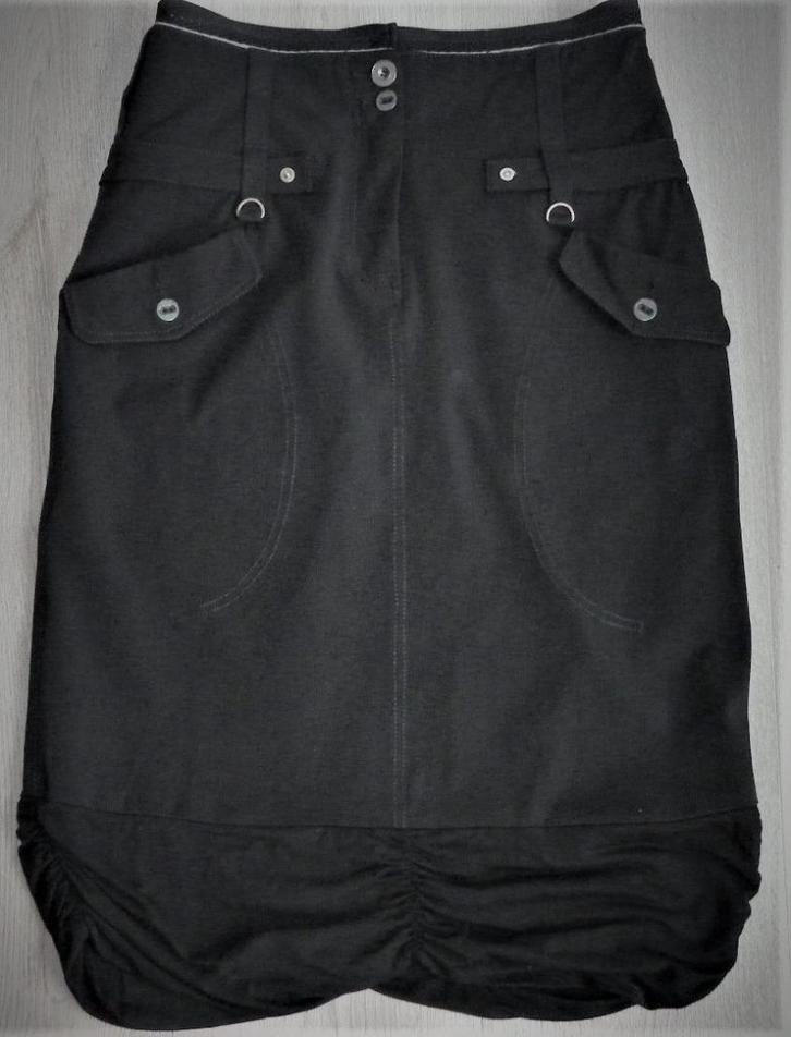 ICONOCLAST Zwart, Slankafkledend, Gevoerd Rokje maat 38, Kleding | Dames, Rokken, Zo goed als nieuw, Maat 38/40 (M), Zwart, Knielengte