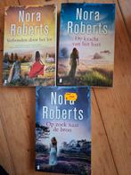 Nora Roberts - Hawkins Hollow Trilogie, Boeken, Ophalen of Verzenden, Gelezen, Nora Roberts, Nederland