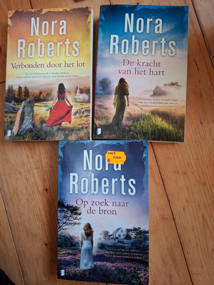 Nora Roberts - Hawkins Hollow Trilogie, Boeken, Romans, Gelezen, Nederland, Ophalen of Verzenden