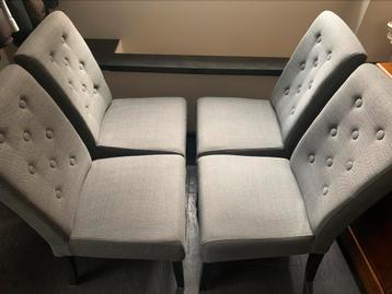 4x nieuwe grijze eetkamerstoelen beschikbaar voor biedingen