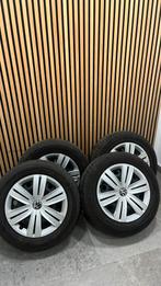 Velgen en banden plus doppen. 205 x60 r16, 16 inch, All Season, Band(en), 205 mm