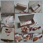 Brocante stoffen doos pastel roze met inhoud, Antiek en Kunst, Ophalen of Verzenden