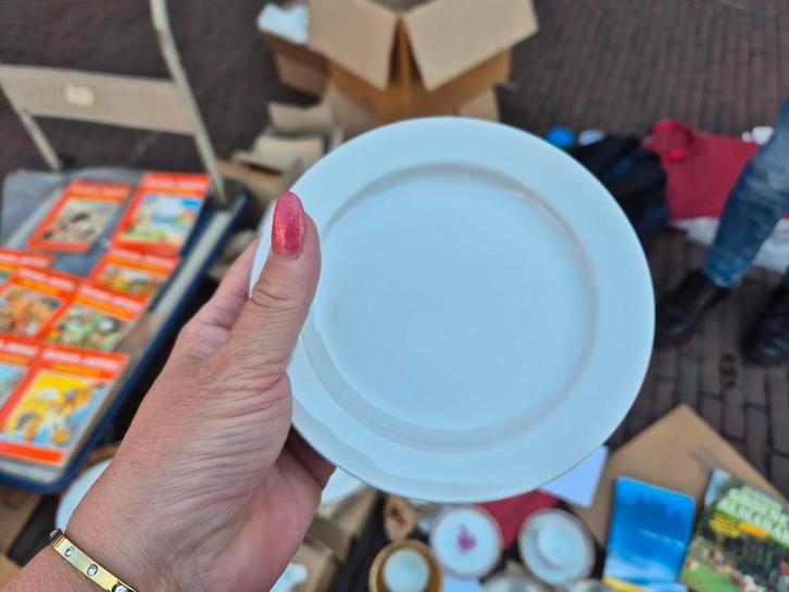 GEZOCHT: Arzberg Delta, Huis en Inrichting, Keuken | Servies, Zo goed als nieuw, Schaal of Schalen, Overige stijlen, Porselein