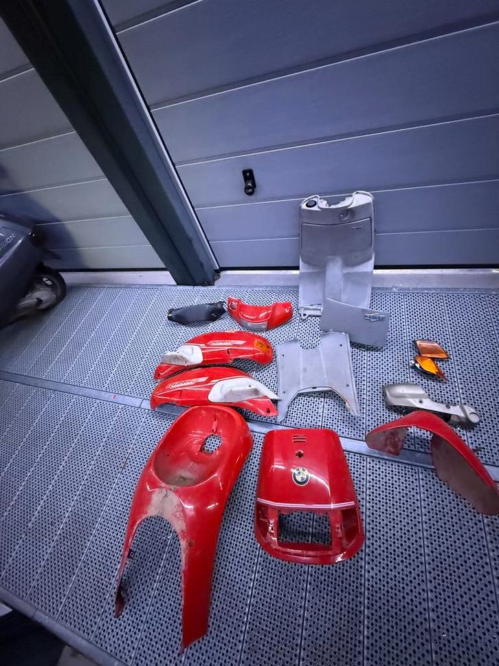 Piaggio skr/quartz kappenset, Fietsen en Brommers, Brommeronderdelen | Scooters, Piaggio, Kap, Ophalen of Verzenden