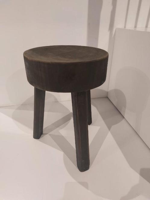 Woood Sef Kruk – Hout – Donkerbruin    2x beschikbaar, Huis en Inrichting, Krukjes, Nieuw, Hout, Ophalen