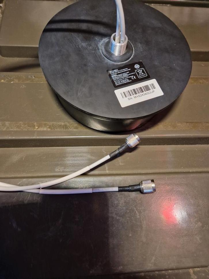 CISCO 4G/LTE Buiten Antenne 2-in-1, Telecommunicatie, Antennes en Masten, Gebruikt, Antenne, Ophalen of Verzenden