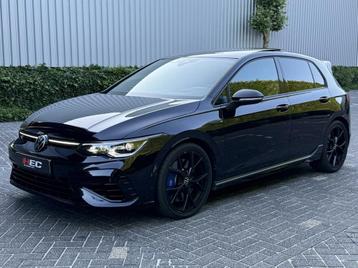 Volkswagen Golf 8 2.0 TSI R 4M PERFORMANCE AKRA HARMAN HUD beschikbaar voor biedingen