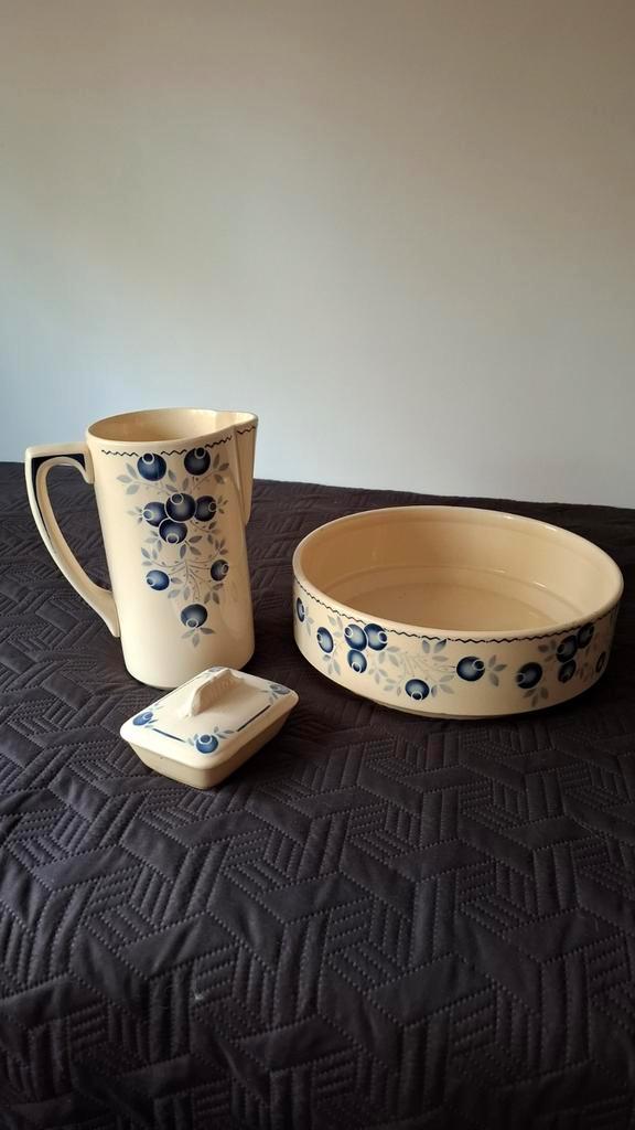 Lampetset Aardewerk met Blauwe Bessen, Huis en Inrichting, Keuken | Servies, Gebruikt, Overige typen, Overige stijlen, Aardewerk