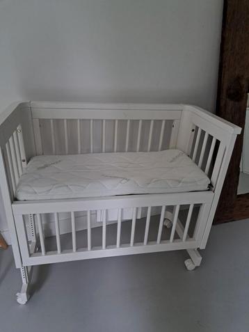 Troll Sun Co-sleeper met aerosleep in hoogte verstelbaar  beschikbaar voor biedingen