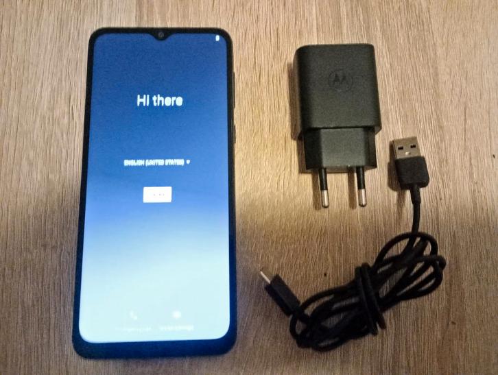 Motorola e13 smartphone, Telecommunicatie, Mobiele telefoons | Motorola, Gebruikt, Zonder abonnement, Zonder simlock, Overige modellen