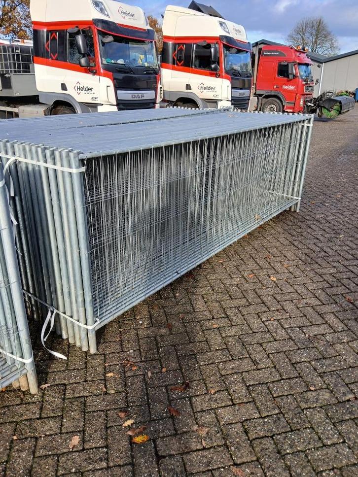 Grote partij lage bouwhekken in nette staat, Tuin en Terras, Tuinhekken en Hekwerk, Gebruikt, Overige typen, IJzer, Ophalen