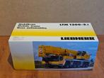Conrad Liebherr LTM 1200-5.1, Hobby en Vrije tijd, Modelauto's | 1:50, Ophalen of Verzenden, Gebruikt, Hijskraan, Tractor of Landbouw
