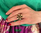 Vintage Gouden Bloem Ring Met Granaat, Ophalen of Verzenden, Dame, Goud, Goud