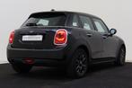 MINI Hatchback One / LED / Navigatie / Airconditioning / Cru, Auto's, Mini, 12 maanden, Stof, Gebruikt, Zwart