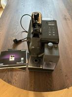 Nespresso DeLonghi, Witgoed en Apparatuur, Koffiezetapparaten, Ophalen, Gebruikt, Espresso apparaat, Koffiepads en cups