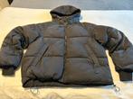 Dames winterjas zwart Pull & Bear, Ophalen of Verzenden, Zo goed als nieuw, Zwart