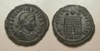 Romeinse munt Constantinus II follis PROVIDENTIAE CAESS SMHΓ, Ophalen of Verzenden, Italië, Losse munt