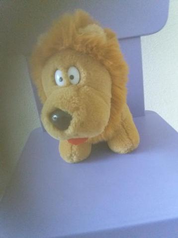 Schattig, zacht, bruin knuffel leeuwtje beschikbaar voor biedingen