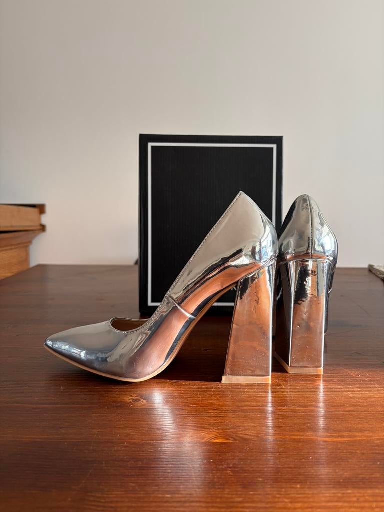 Silver heels - Lost Ink - size 38 wide fit, Pumps, Overige kleuren, Ophalen of Verzenden, Zo goed als nieuw
