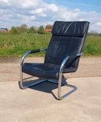 Vintage cantilever deens zwart leer stoel, Huis en Inrichting, Ophalen, Gebruikt, 50 tot 75 cm, Postmodern