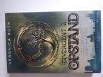 Veronica Roth - Opstand, Ophalen of Verzenden, Zo goed als nieuw, Veronica Roth