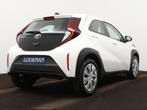 Toyota Aygo X 1.0 VVT-i MT play - Louwman Zin in Wintervoord, Auto's, 12 maanden, Stof, Start-stop-systeem, Zwart