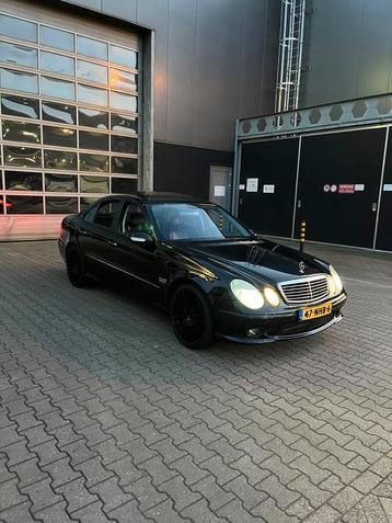 Mercedes e500 v8 2002 nieuwe apk! beschikbaar voor biedingen