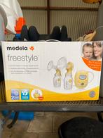 Medela Freestyle Borstkolf - Dubbele Elektrische, Ophalen of Verzenden, Zo goed als nieuw, Borstkolf