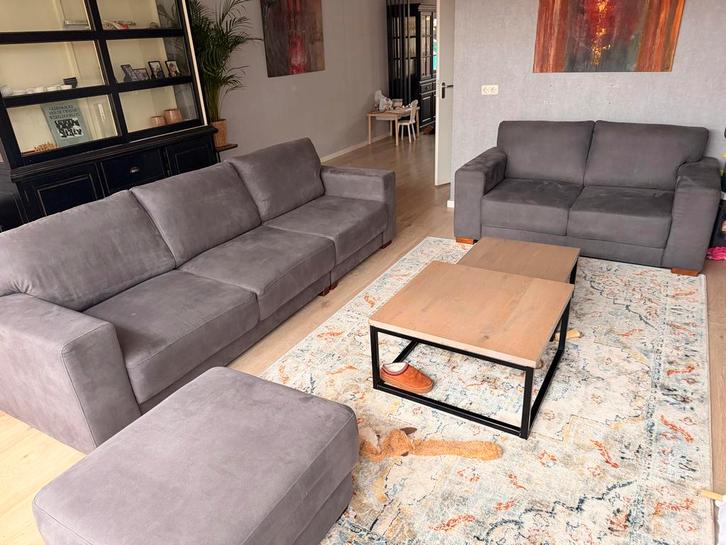 Bankstel 3+2 zits met hocker grijs - velours, Huis en Inrichting, Banken | Bankstellen, Gebruikt, Rechte bank, Vierpersoons of meer